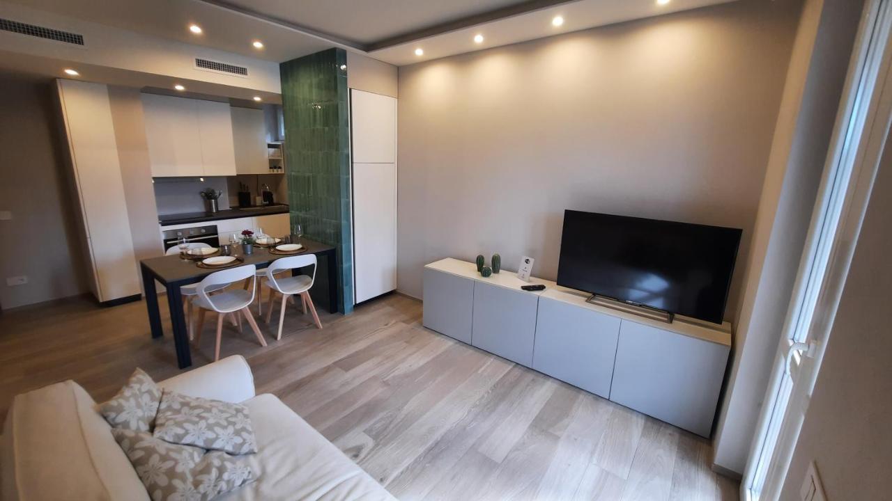La Casa Di Giulia - Holiday Home Ranco Eksteriør bilde