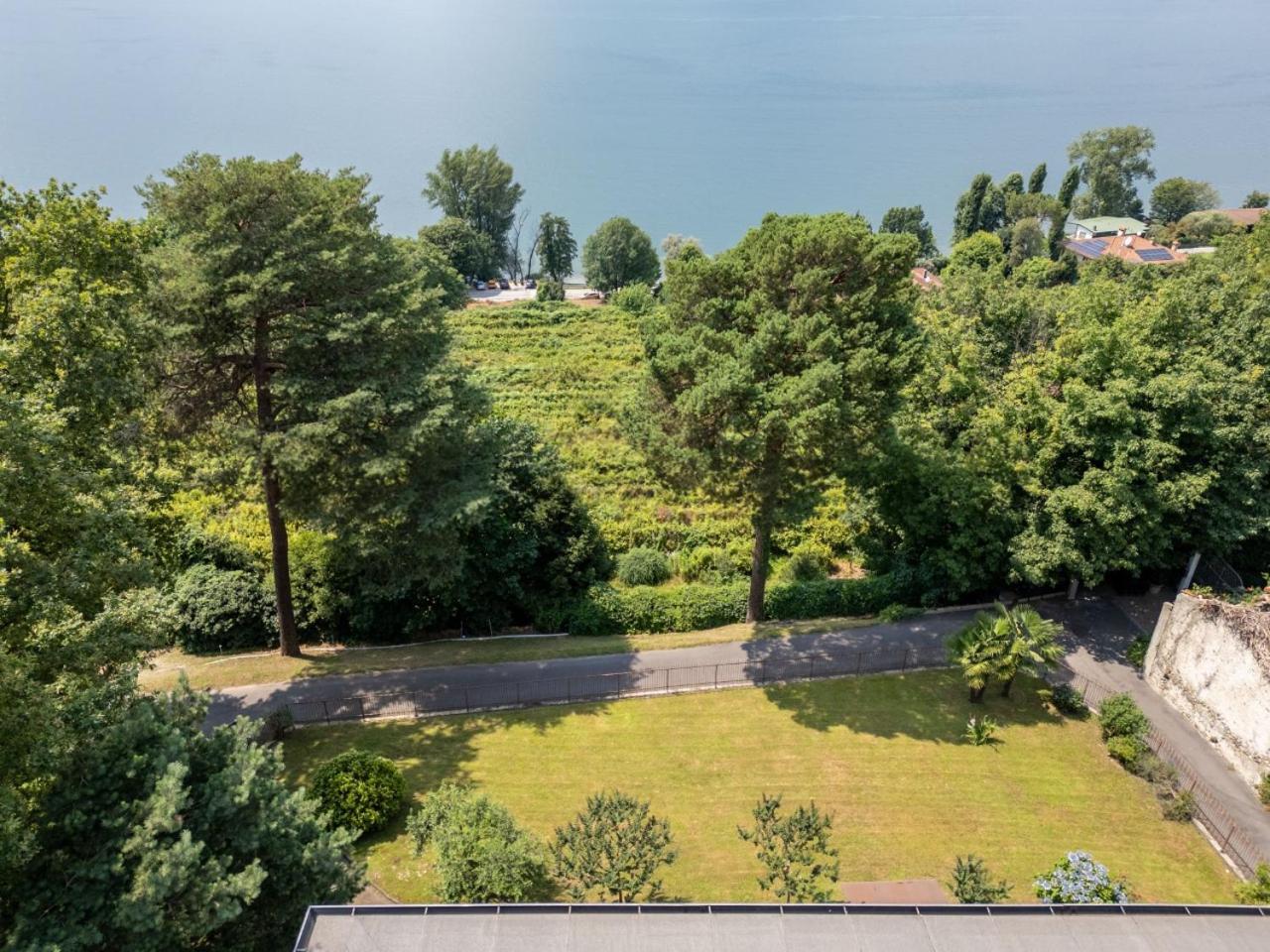 La Casa Di Giulia - Holiday Home Ranco Eksteriør bilde
